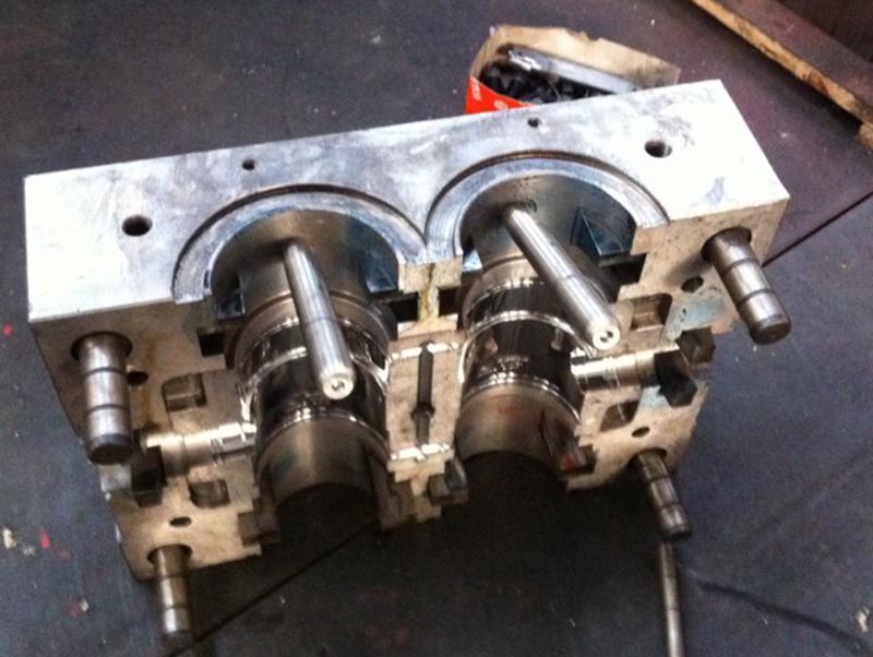 沿滩模具制造-11